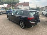 Volkswagen Golf VIII Lim. R-Line 4Motion *NAVI*RKAM*HK* - Volkswagen Golf: Vi 4motion