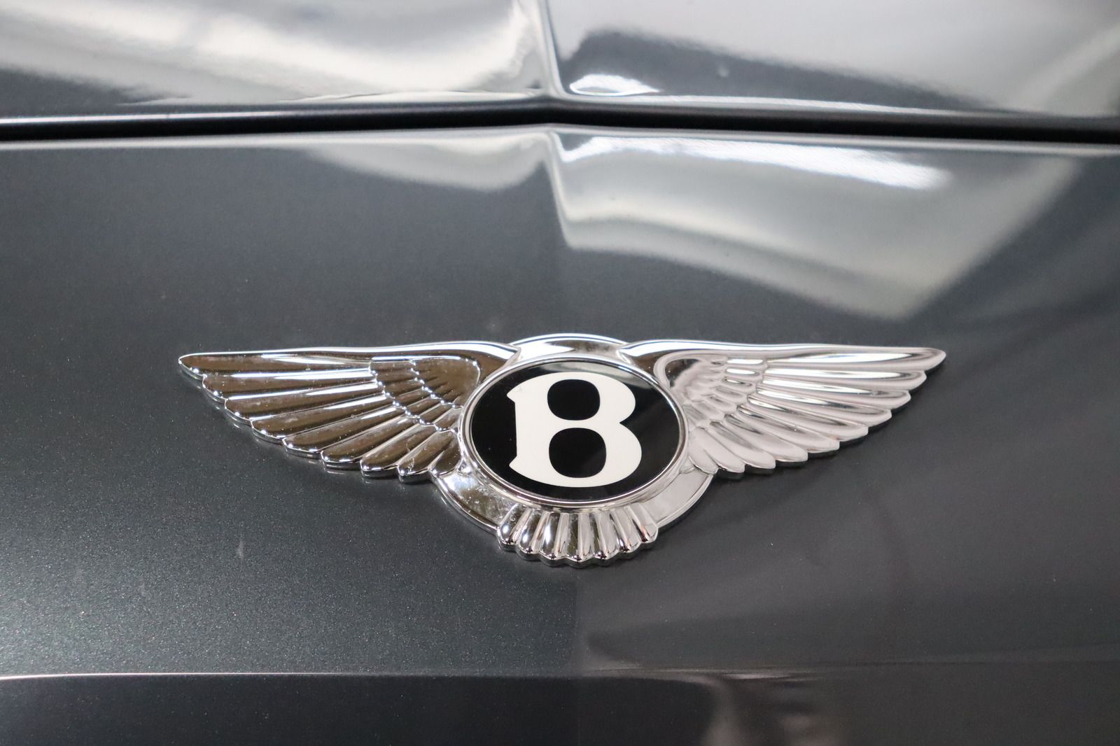 Fahrzeugabbildung Bentley Continental GT 6.0 4WD Navi * Xenon