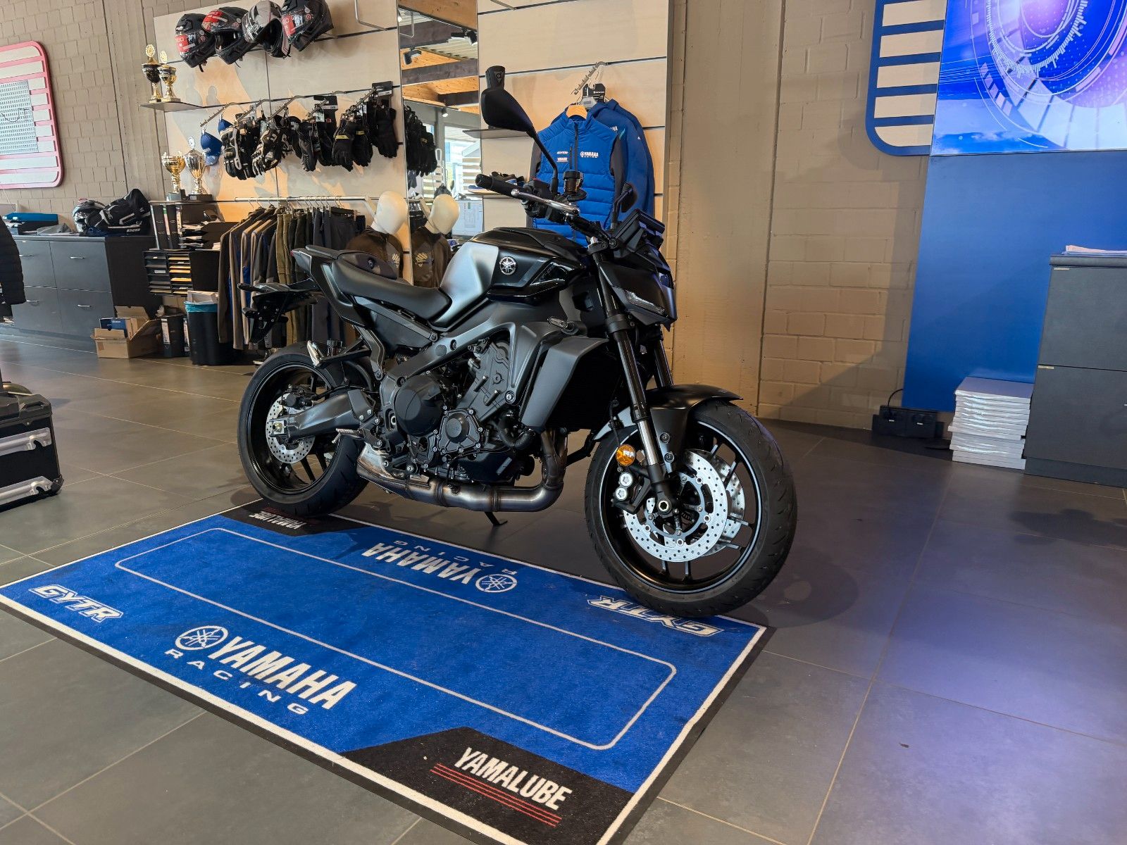 Fahrzeugabbildung Yamaha MT-09 Herbst Deals