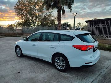Ford Focus - 4