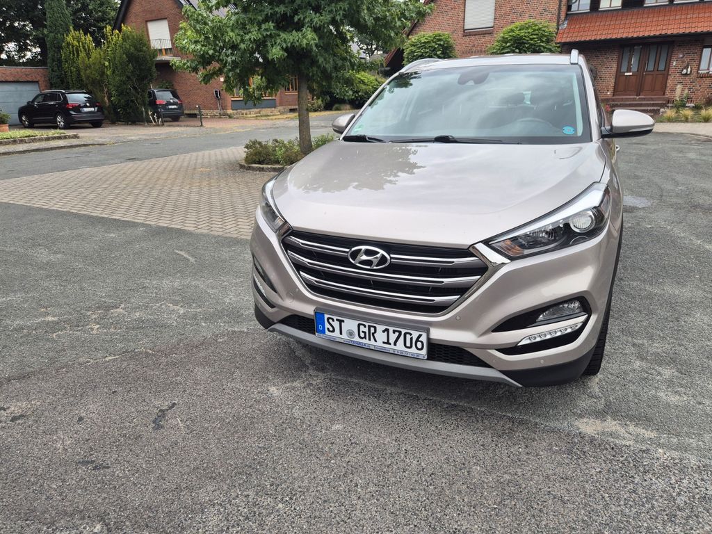 Image of Hyundai TUCSON