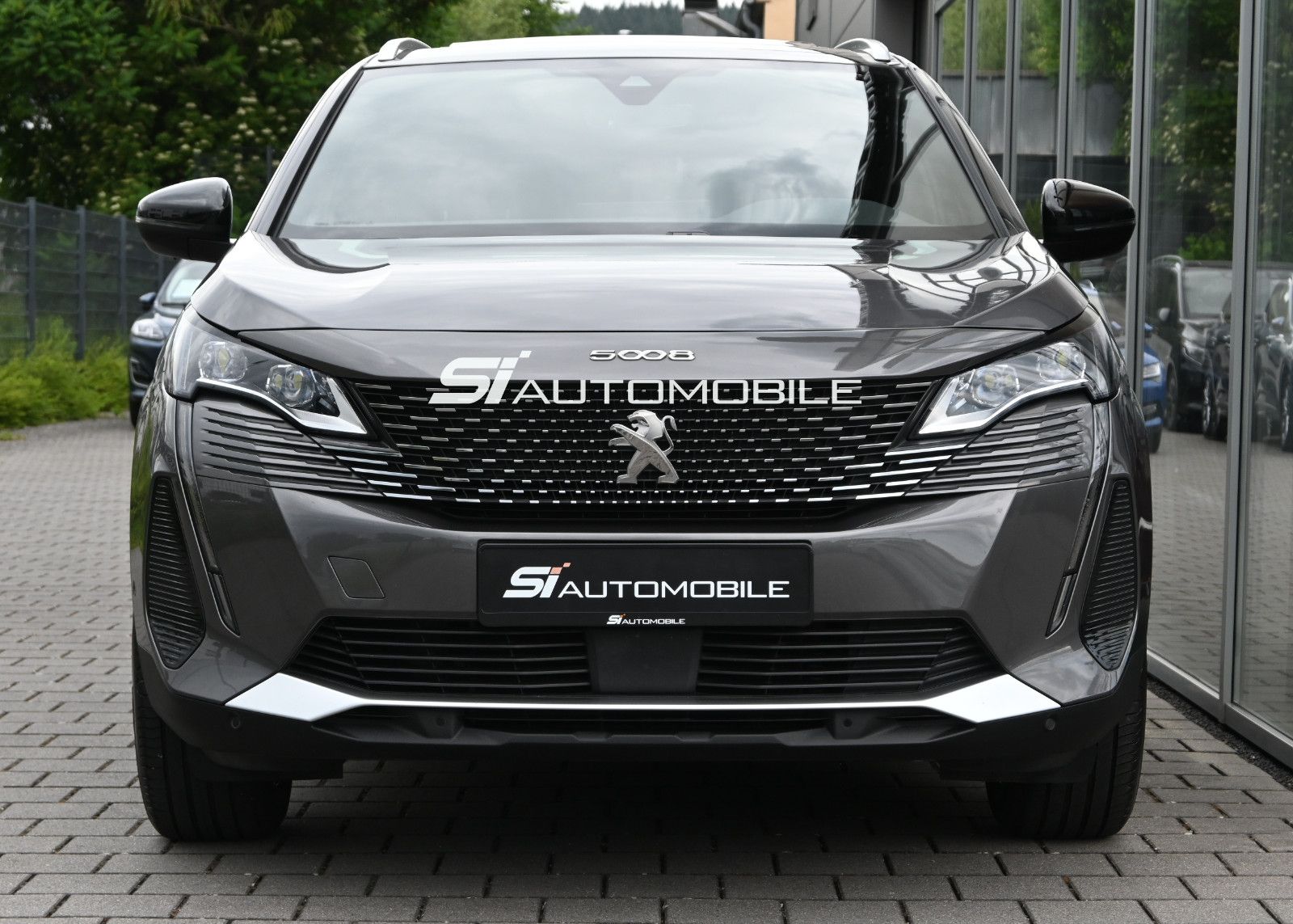 Fahrzeugabbildung Peugeot 5008 BlueHDi 130 GT °ACC°AHK°PANO°7-SITZE°ALARM°