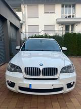BMW X5 xDrive40d - M Paket Standheizung Pano 