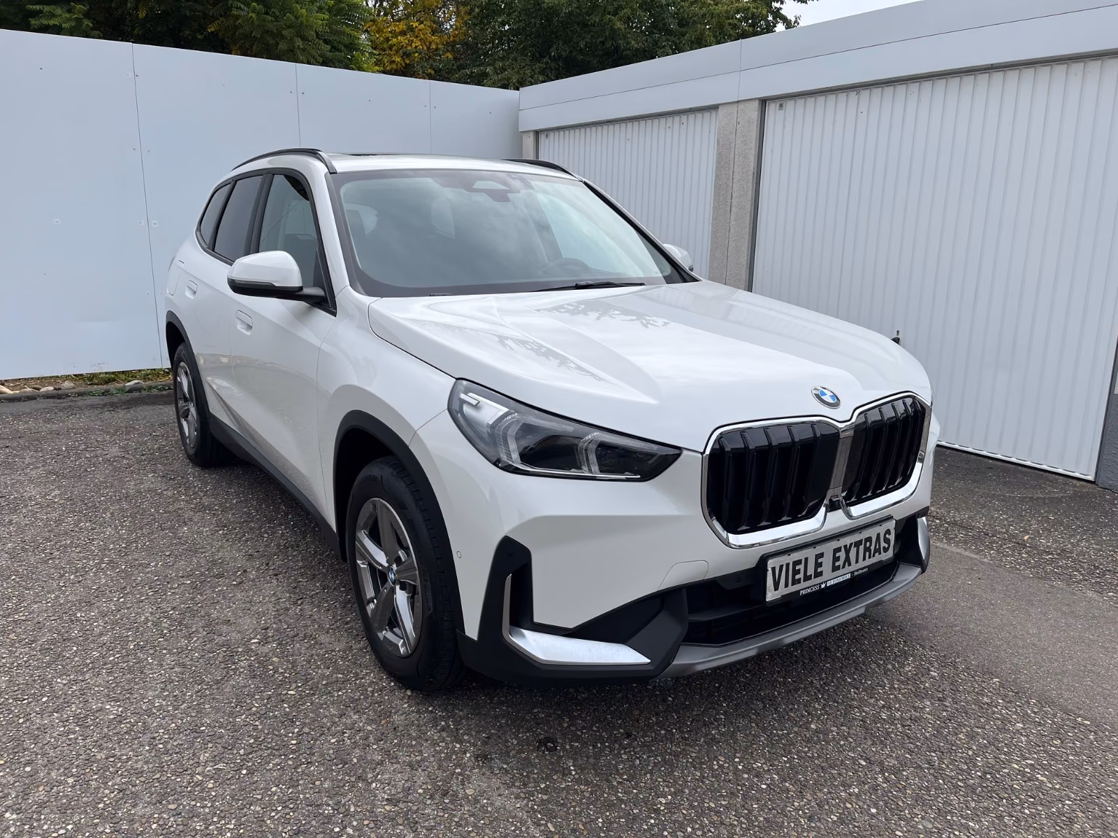 BMW X1 sDrive 18d Aut. *Leder*HUD*Kamera*Panorama*