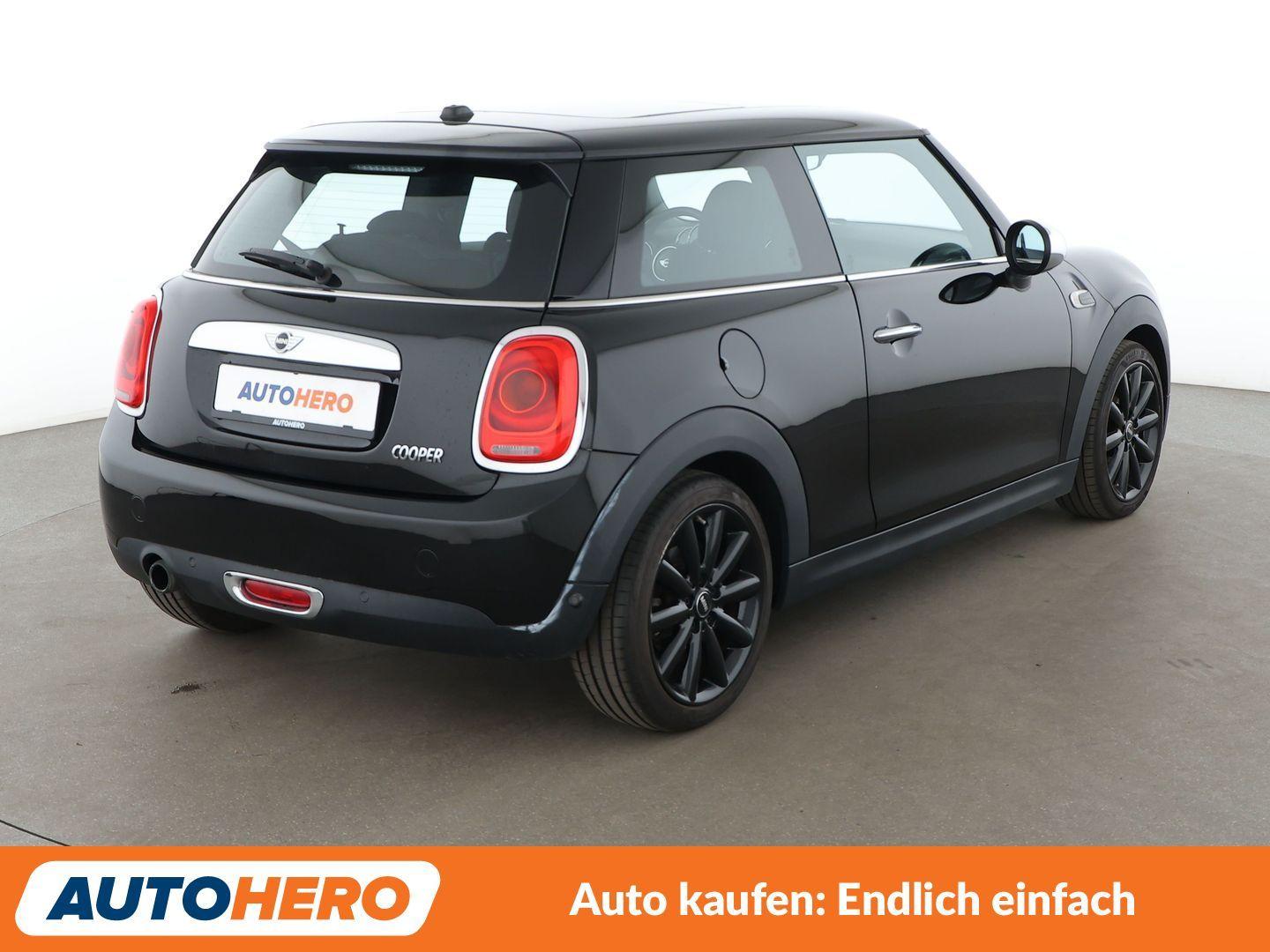 MINI Cooper*TEMPO*PDC*SHZ*LIM*KLIMA*ALU*PANO*