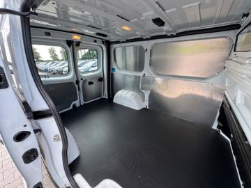 Renault Trafic - 11
