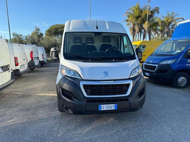 Peugeot PEUGEOT Boxer 330 2.2 BlueHDi 140 S&S L2 H2 Furg