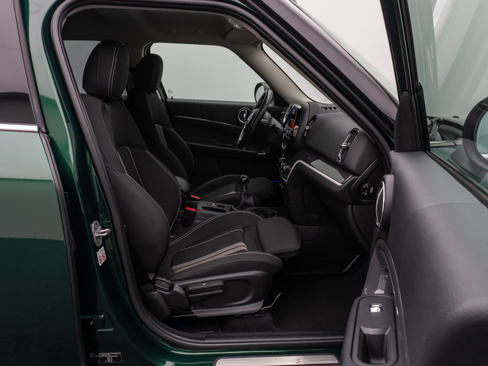 Fahrzeugabbildung MINI Countryman S (Cooper) Parkassist KomfortSport