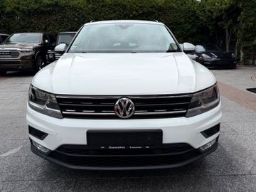 Volkswagen Tiguan - 4