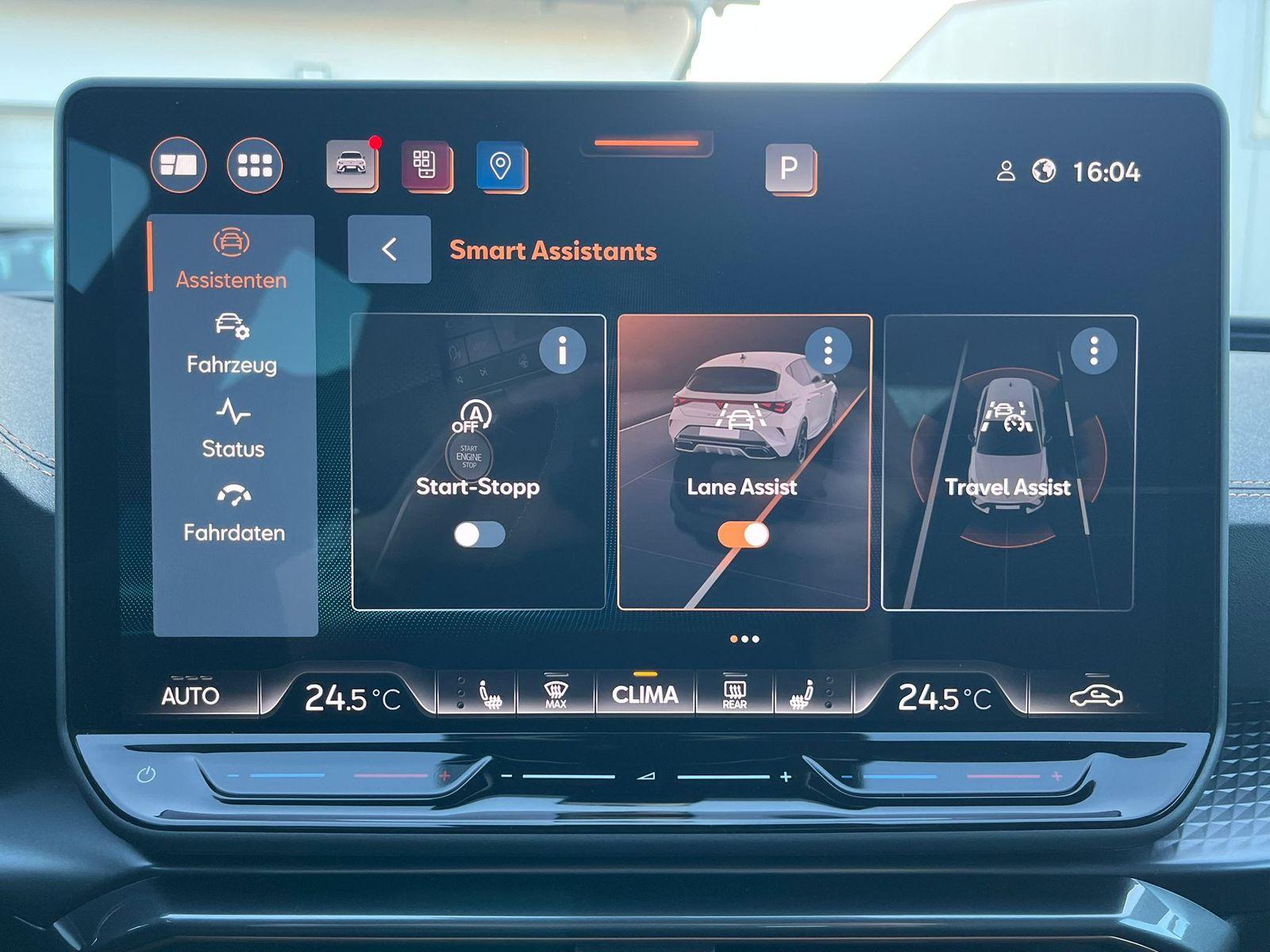 Fahrzeugabbildung CUPRA Leon 2.0 TDI MATRIX*Dinamica*Sennheiser*Int.DRIV