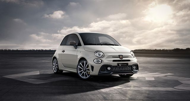 Abarth 695 Abarth Linea Turismo Tech Komfort Paket Nav