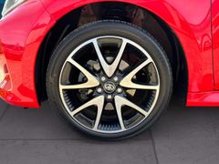 Fahrzeugabbildung Toyota Yaris 1.5 VVT-i Premiere AUTO 15 JAHRE GARANTIE
