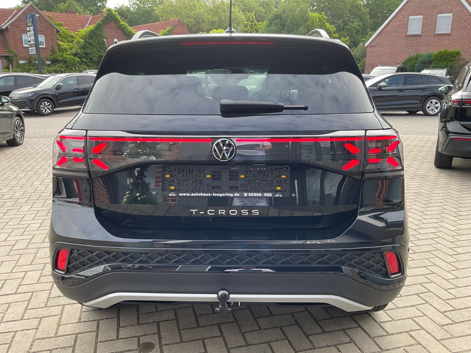 Fahrzeugabbildung Volkswagen T-Cross 1.5 TSI DSG R-Line,Kamera,AHK,ACC,Navi,