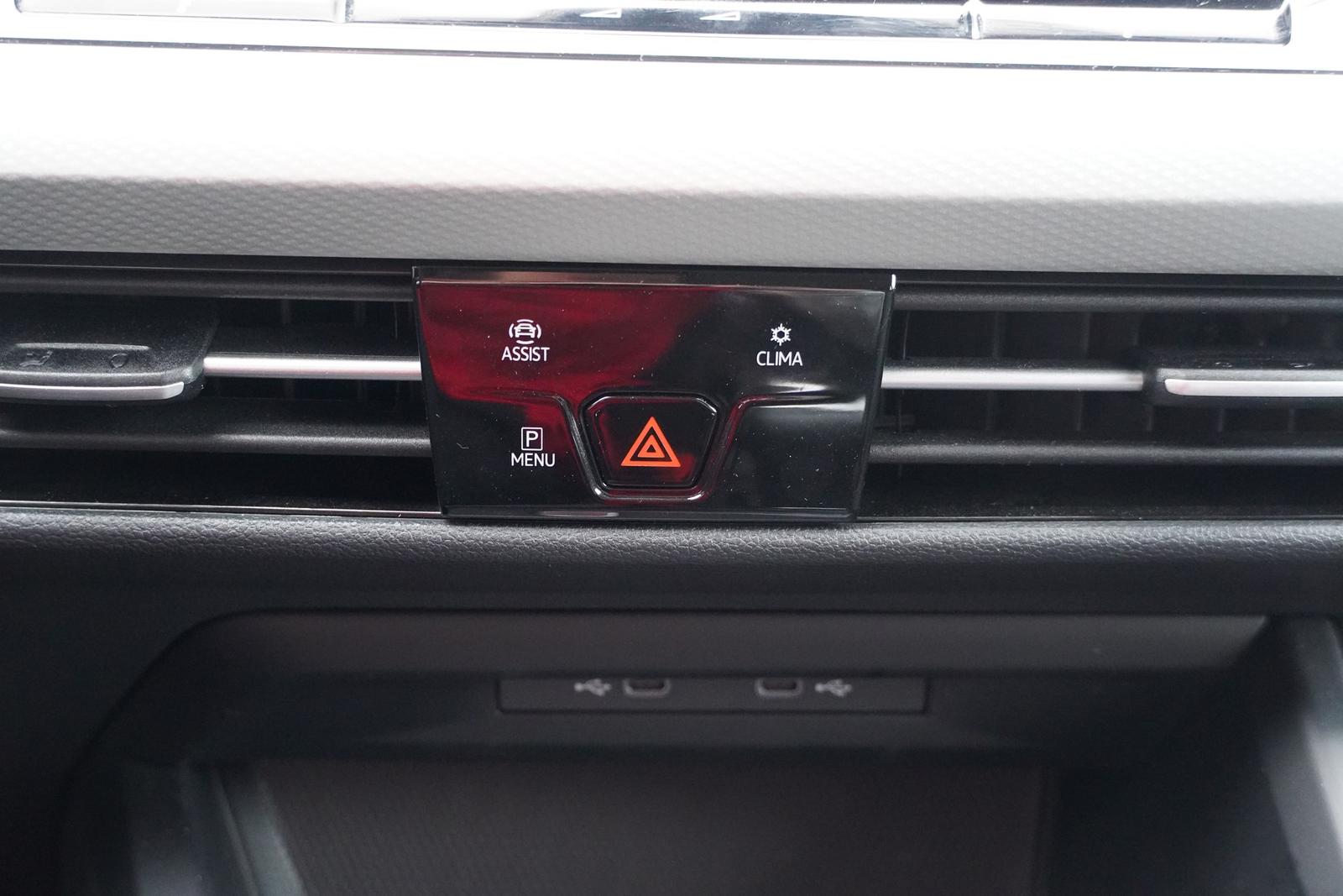 Volkswagen Golf VIII Variant 1.0 Move ACC Android Apple AHK, миниатюра 21