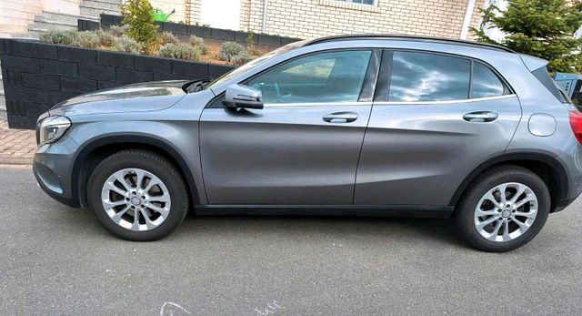 MERCEDES-BENZ Mercedes-Benz GLA 250 Sport Utility Vehicle