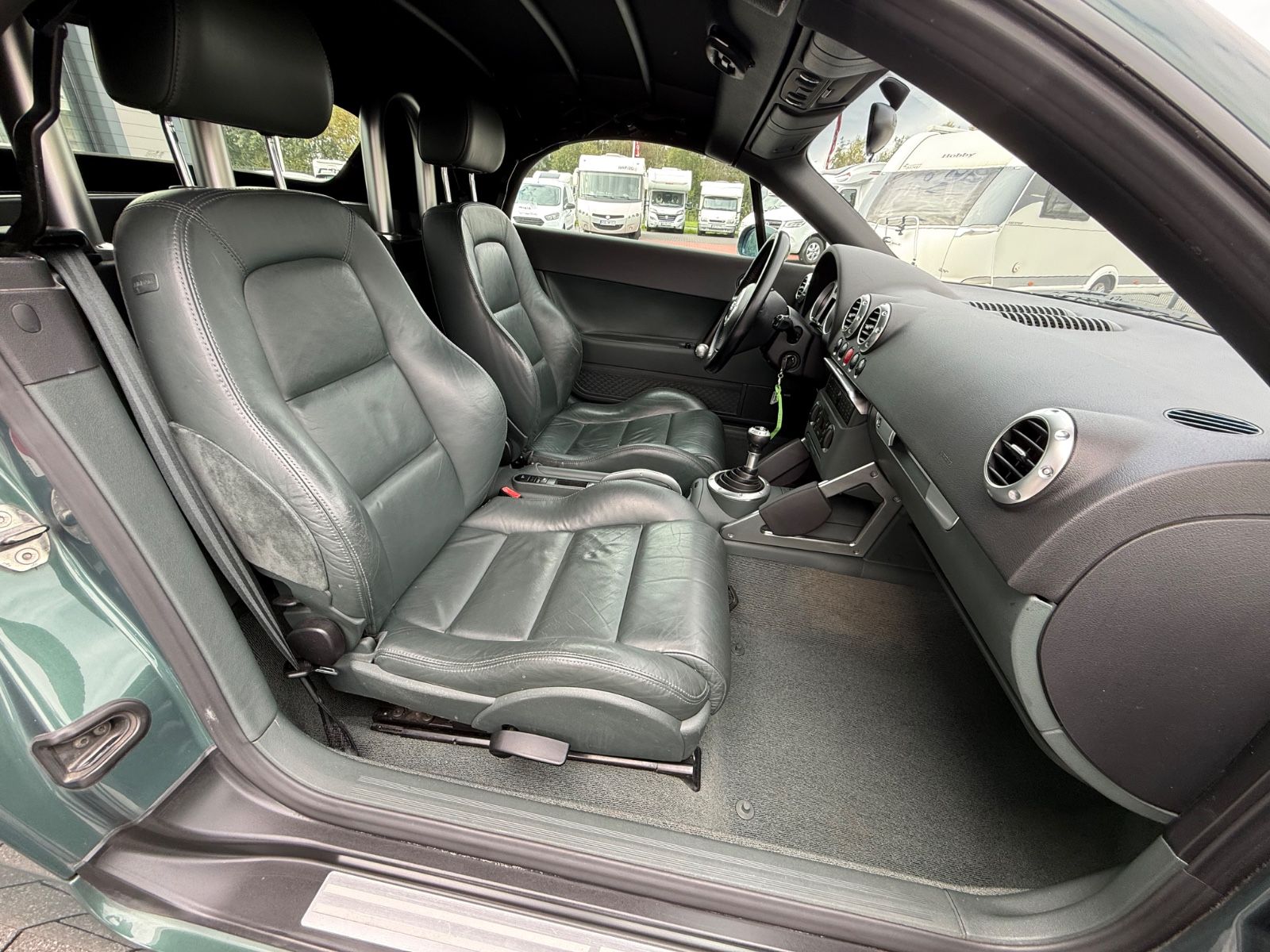 Fahrzeugabbildung Audi TT Roadster 1.8T quattro S-Line CABRIO LEDER SHZ