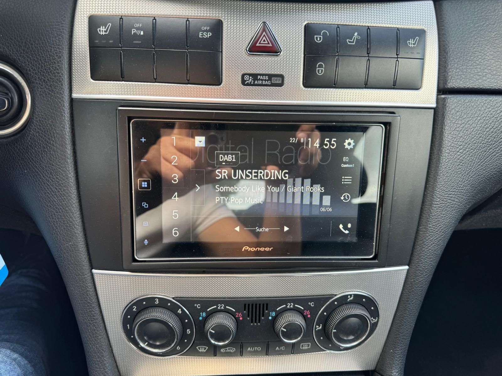 Fahrzeugabbildung Mercedes-Benz CLK 200 Cabrio Kompressor KE18ML Leder+AppelCarp