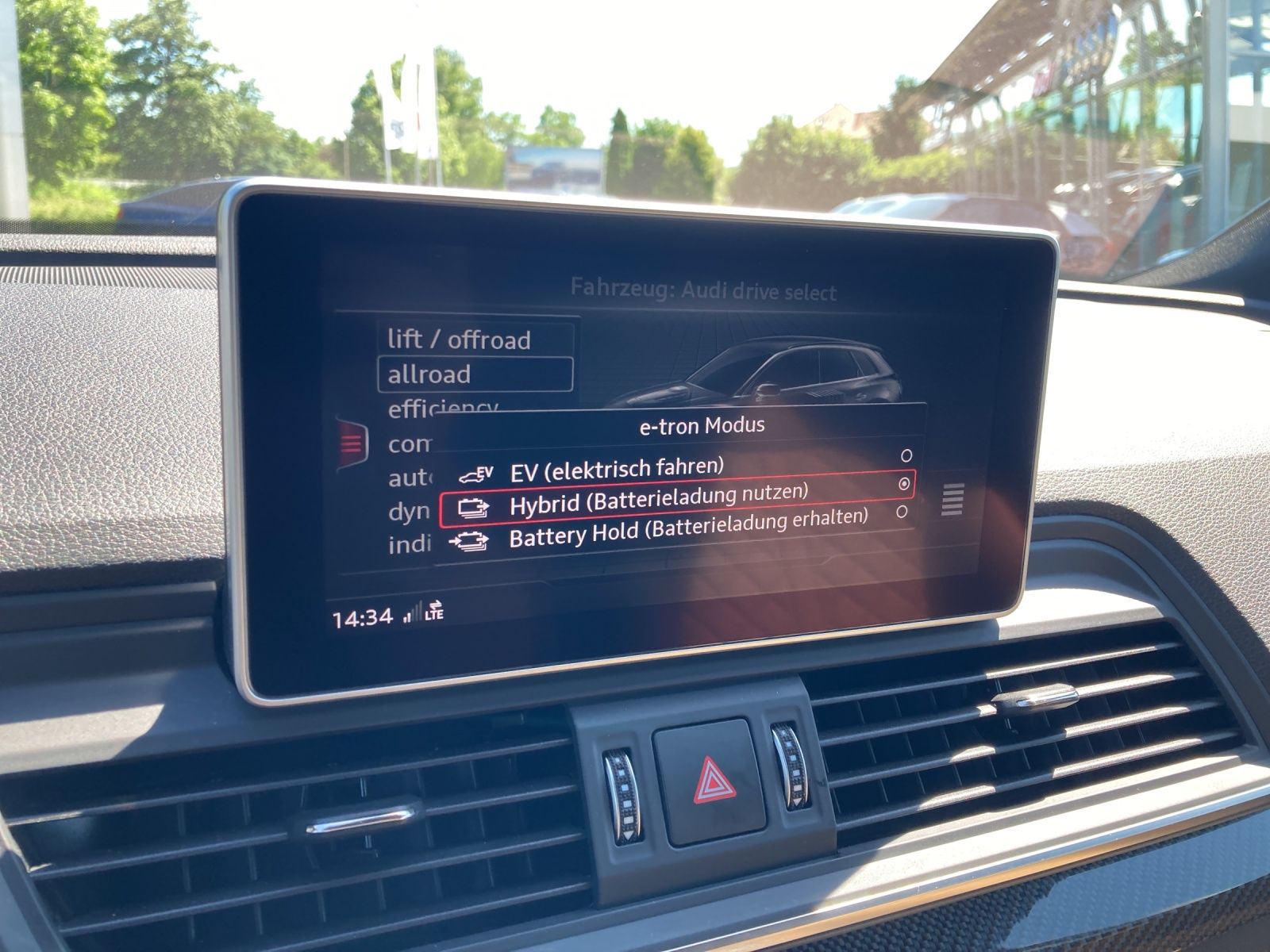 Fahrzeugabbildung Audi Q5 55 TFSI e quattro sport MATRIX HEAD UP PANO R