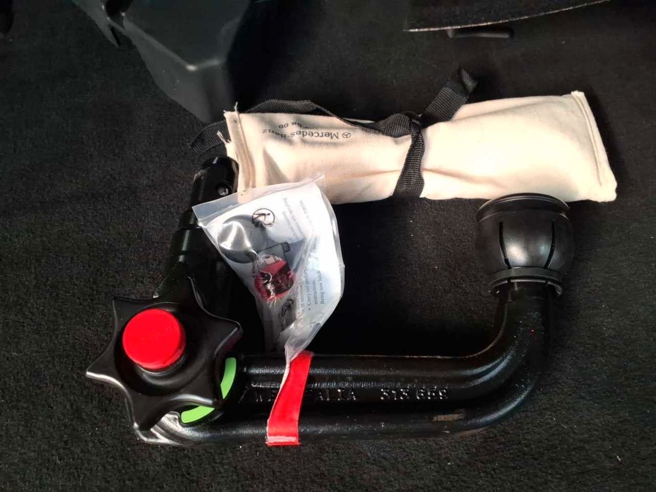 Fahrzeugabbildung Mercedes-Benz V 250 d AVA AMG AHK 2,5to DISTRONIC AIRMATIC