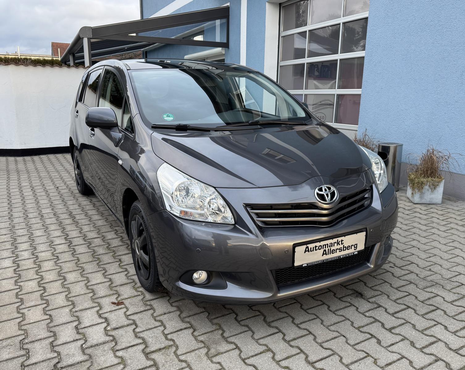 Toyota Verso Edition Pano 7-Sitzer KD/TÜV neu