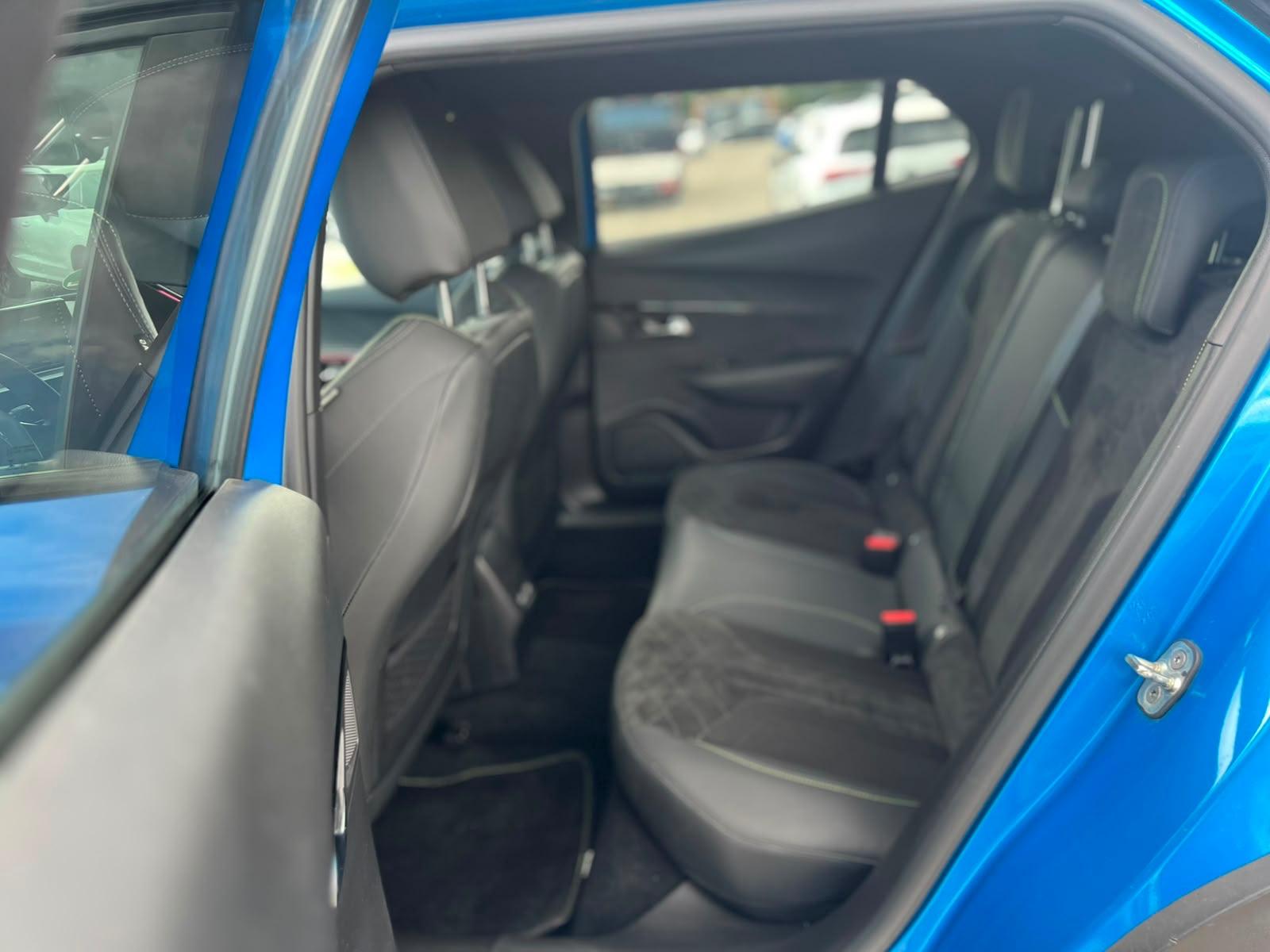 Peugeot 2008 GT Pack*KAM*NAVI*LED*ALCANTRA*