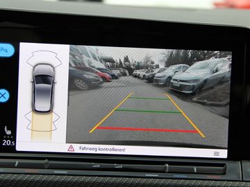 Volkswagen Golf VIII 2.0 TDI Black Style R line