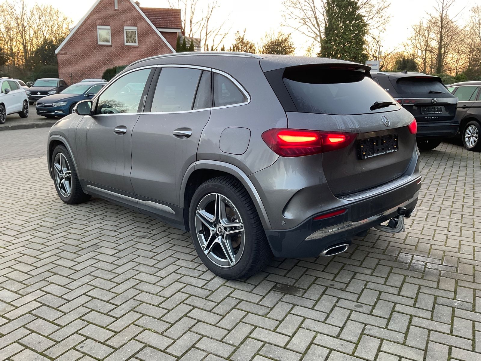 Fahrzeugabbildung Mercedes-Benz GLA 200 d DCT,AMG,AHK,Kamera,Multibeam,Distronic