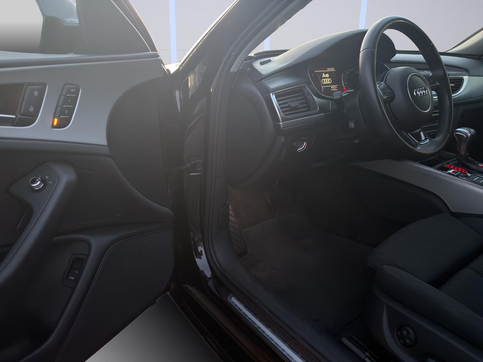 Audi A6 Avant 2.0 TDI Ultra 190 ch BVA / 119 000 km / Toit panoramique / Affichage tête haute / Sièges ventilés / Caméra de recul