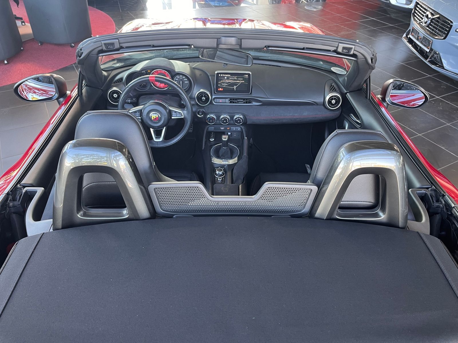 Fahrzeugabbildung Abarth 124 Spider Turismo LED BOSE NAVI
