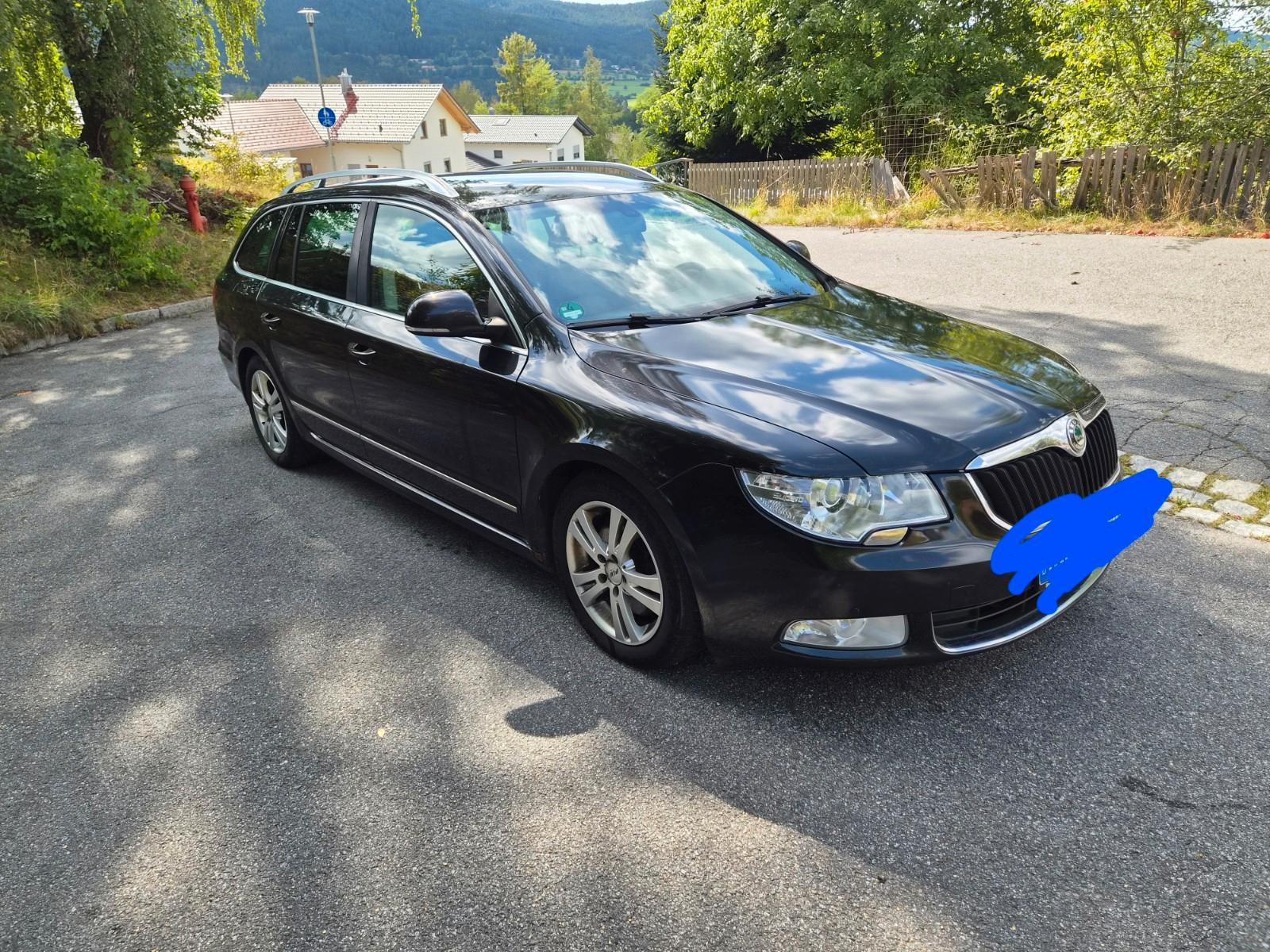 Skoda Superb 2012 — photo 12