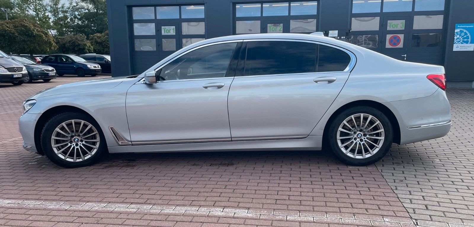Fahrzeugabbildung BMW 740 L d xDrive*MASS*HU*H&K*SHD