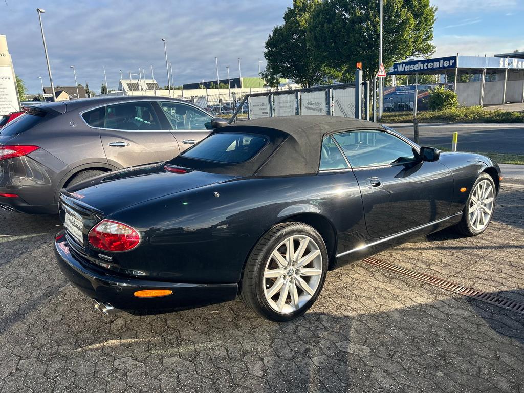 Jaguar XK