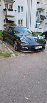 Porsche Panamera GTS GTS - Porsche: Beige