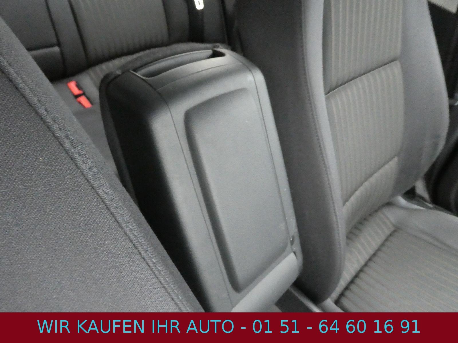 Audi A6 2010 — photo 35