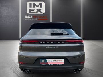 Porsche Cayenne - 6