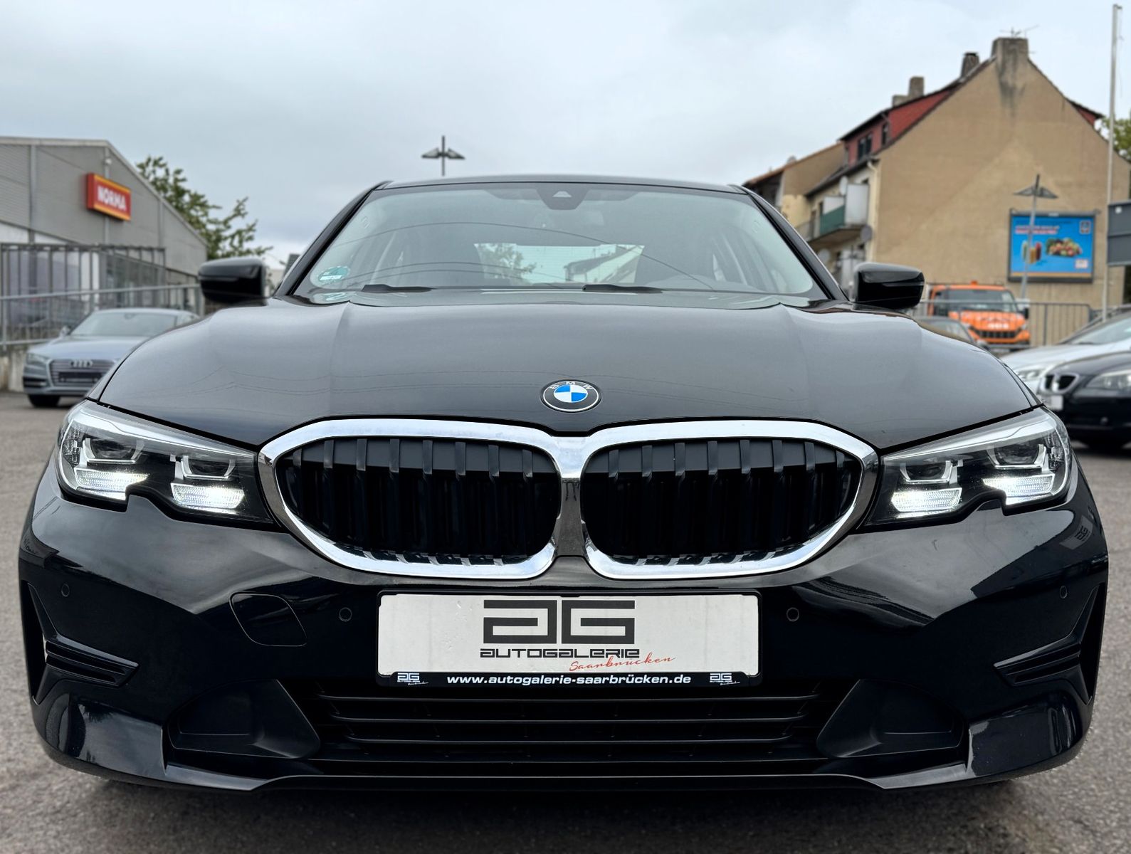 BMW 320d Limousine Autom. 1.Hand Virtual Navi LED foto 2