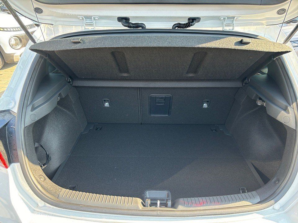Fahrzeugabbildung Hyundai i30 1.0T 100PS ADVANTAGE