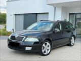 Skoda Octavia Elegance 2.0 Diesel Automati... - Skoda Octavia aus 2008 mit Diesel-Antrieb