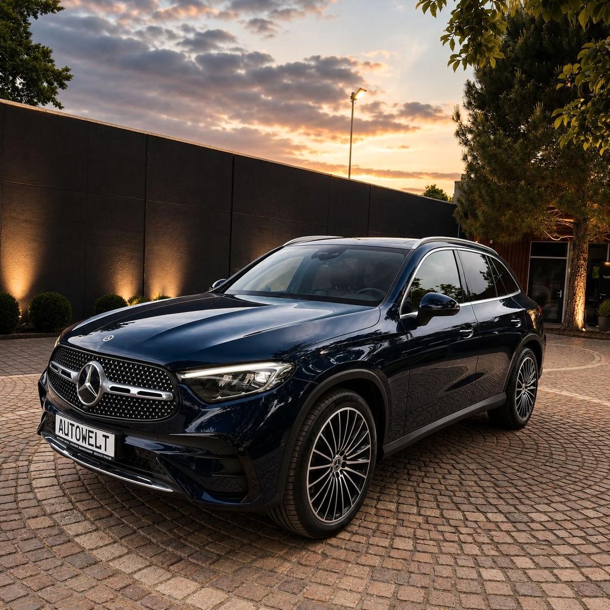 Mercedes-Benz GLC 300 4Matic 1.Hand/AMG-Line/Ambiente/Memory