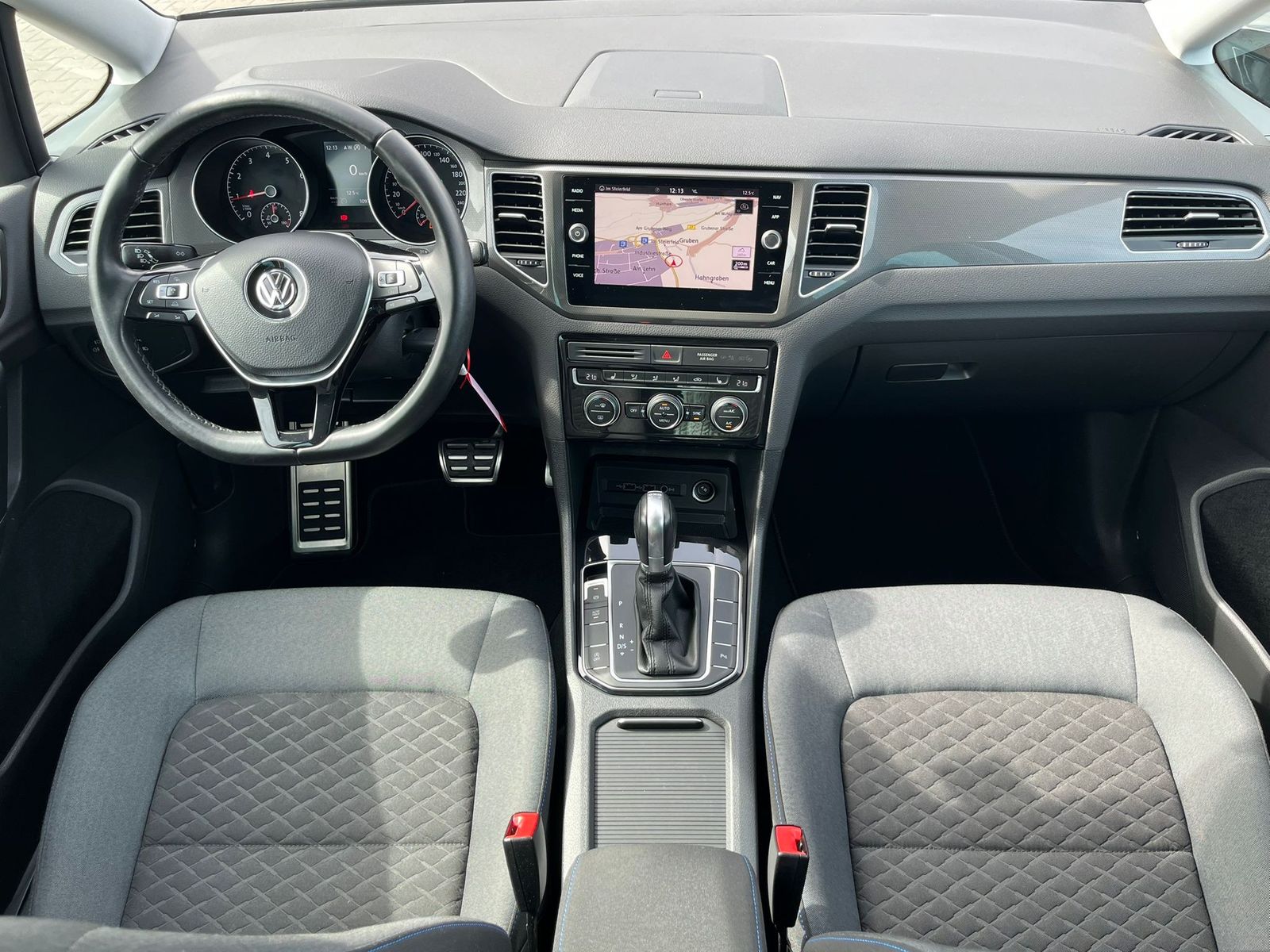Fahrzeugabbildung Volkswagen Golf Sportsvan 1.5 TSI DSG Join LED*ACC*KAMERA