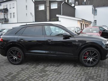 Fahrzeugabbildung Audi Q8 55 TFSI quattro S-LINE+ SOFT CLOSE*360*PANO