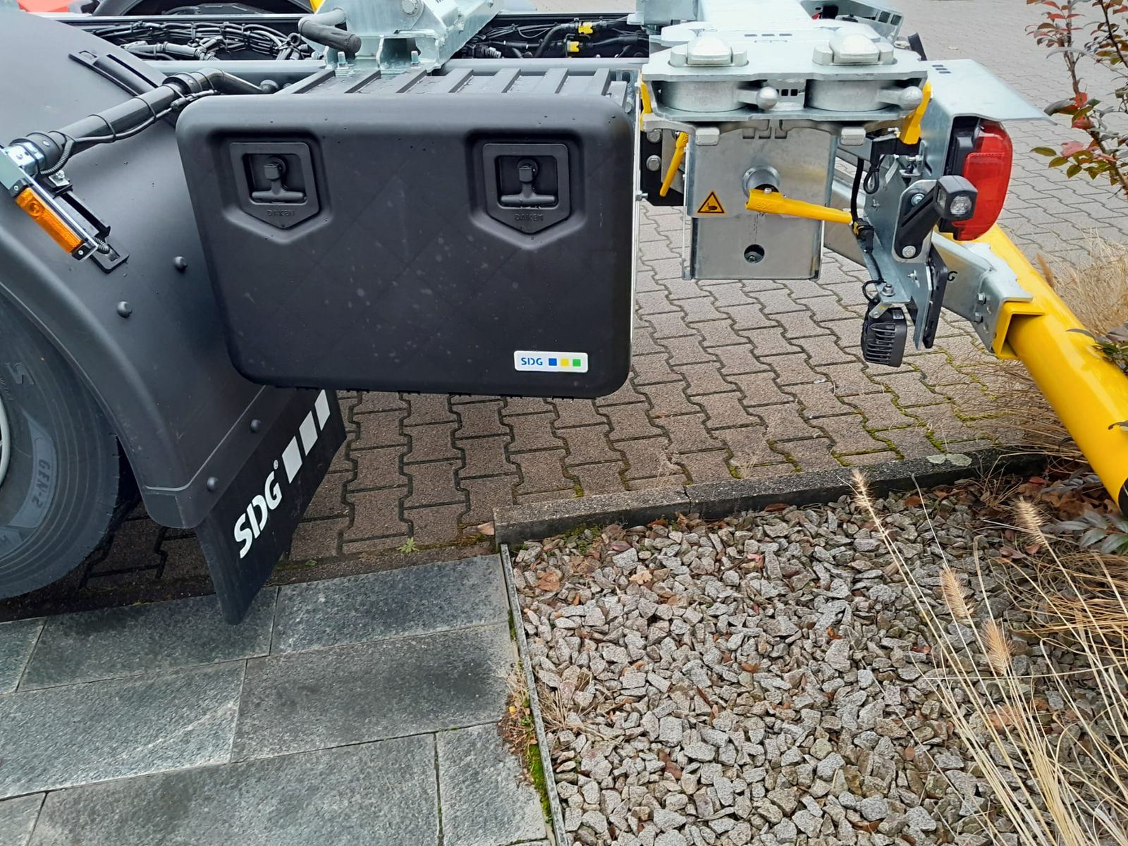 Fahrzeugabbildung DAF FAN XG 480 BDF 1120-1320 Multi