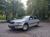 Skoda Octavia Combi 1.6 FSI tiptronic Elegance Ele... - Skoda Octavia aus 2006: Elegance