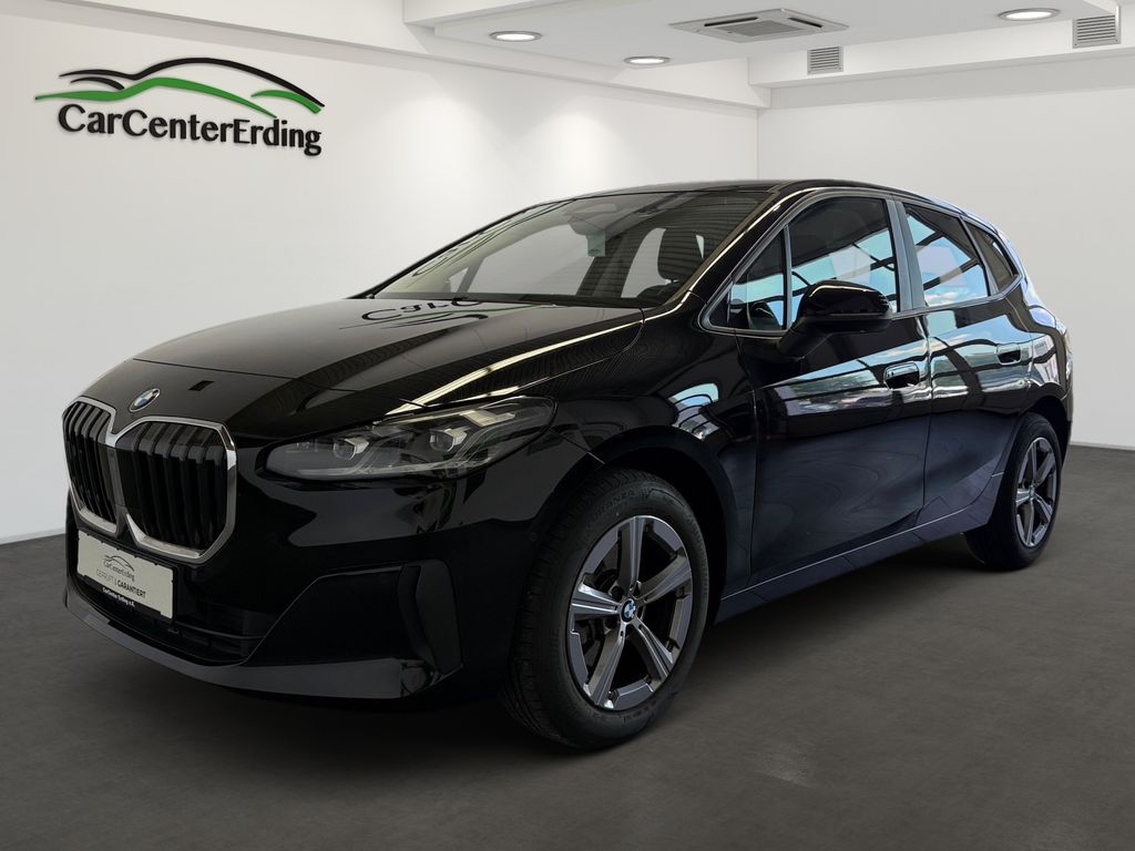 BMW 220 Active Tourer — hlavná fotografia