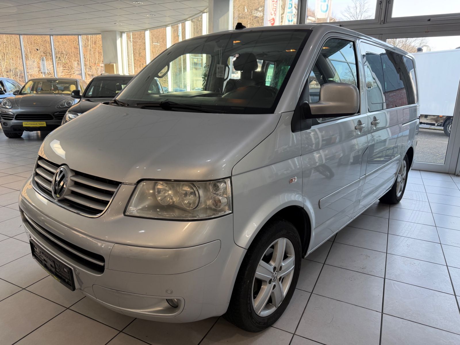Fahrzeugabbildung Volkswagen T5 Multivan United