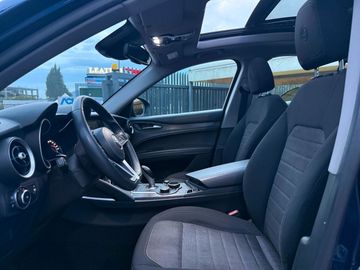 Alfa-Romeo Stelvio - 7