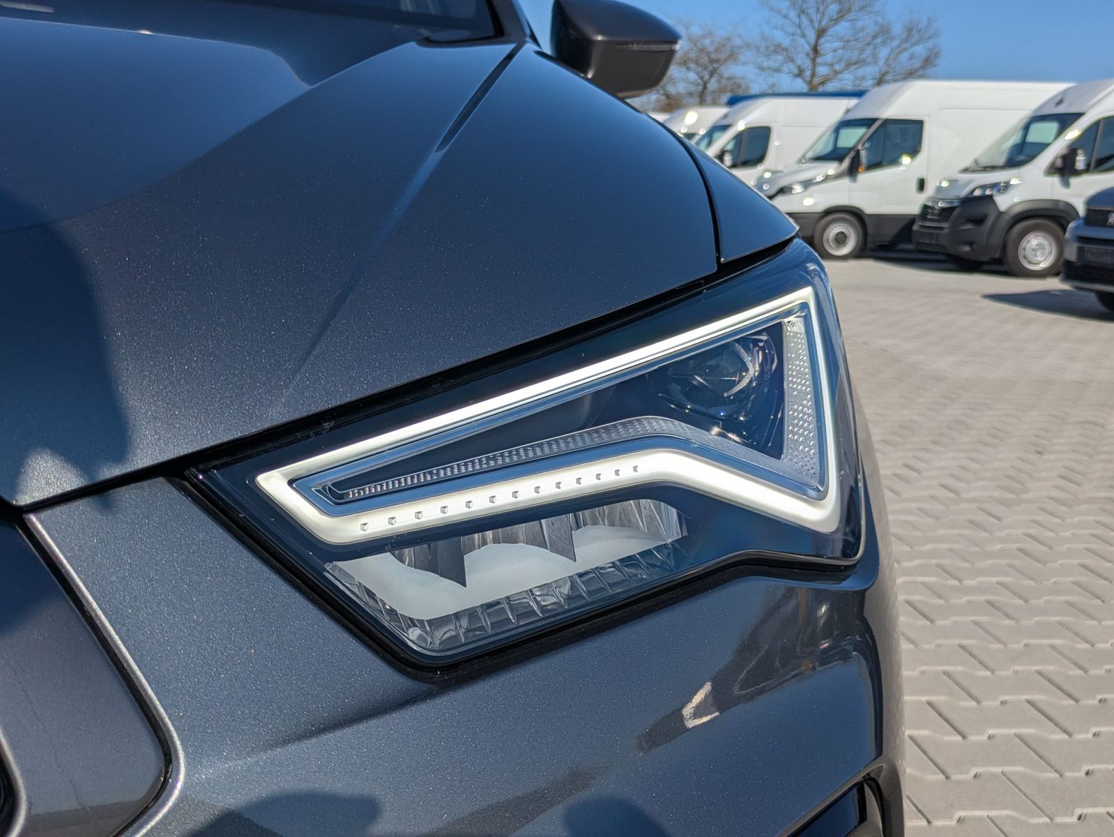 Fahrzeugabbildung CUPRA Ateca 1.5 TSI DSG AHK*LED*ACC*APP*KAMERA*19"