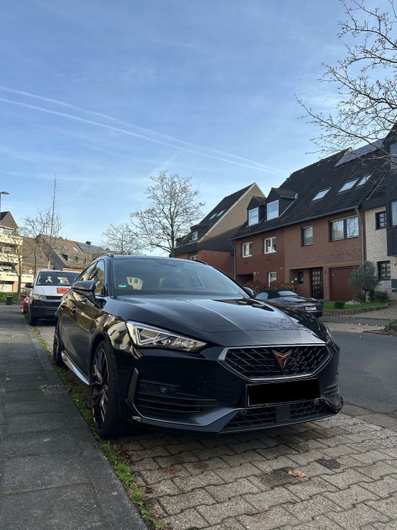Image of Cupra Leon