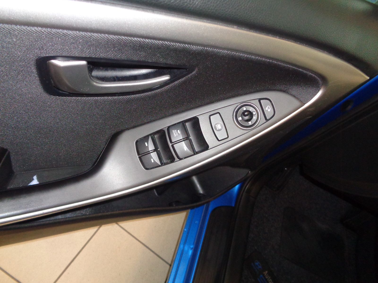 Fahrzeugabbildung Hyundai i30 cw blue Trend/NAVI/KLIMA/SCHECKHEFTGEPFLEGT