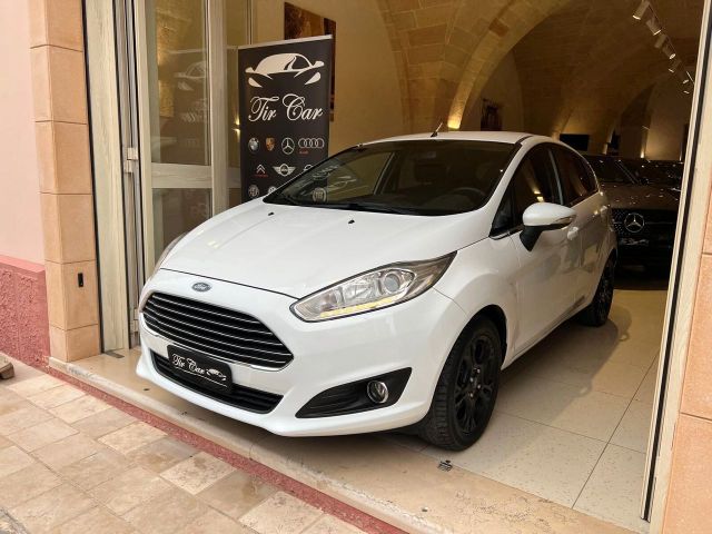 Ford FORD FIESTA TITANIUM 1.5 TDCI 75CV OK NEOPATENTA